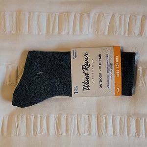 🌟Wind River Outdoor Socks